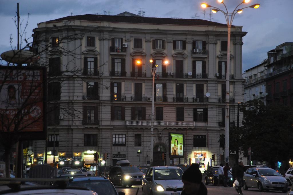 Bed & Breakfast Napoli Centrale Zewnętrze zdjęcie