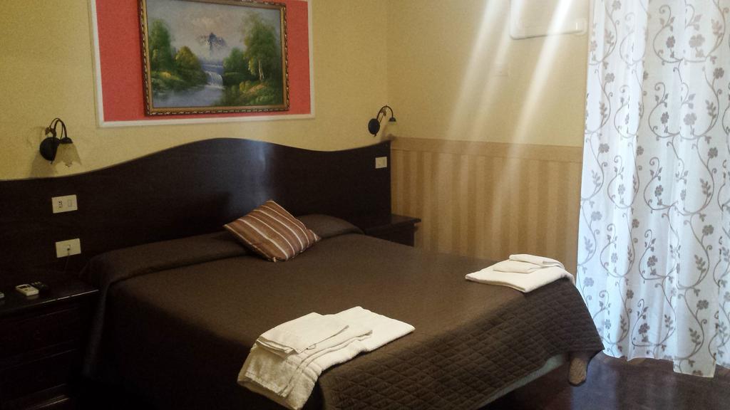 Bed & Breakfast Napoli Centrale Zewnętrze zdjęcie