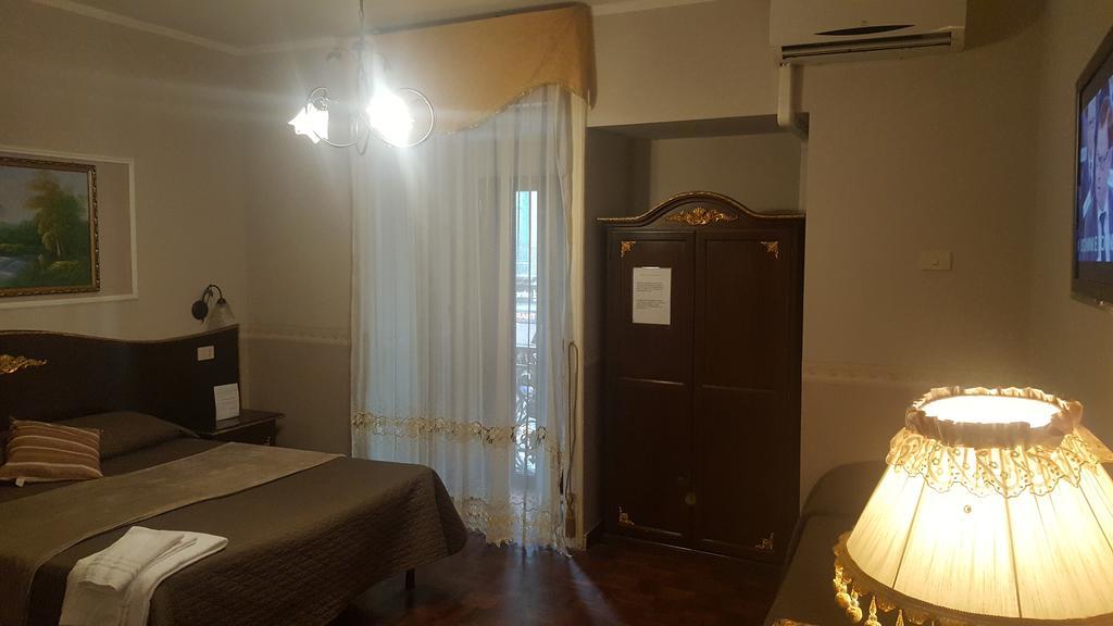 Bed & Breakfast Napoli Centrale Zewnętrze zdjęcie