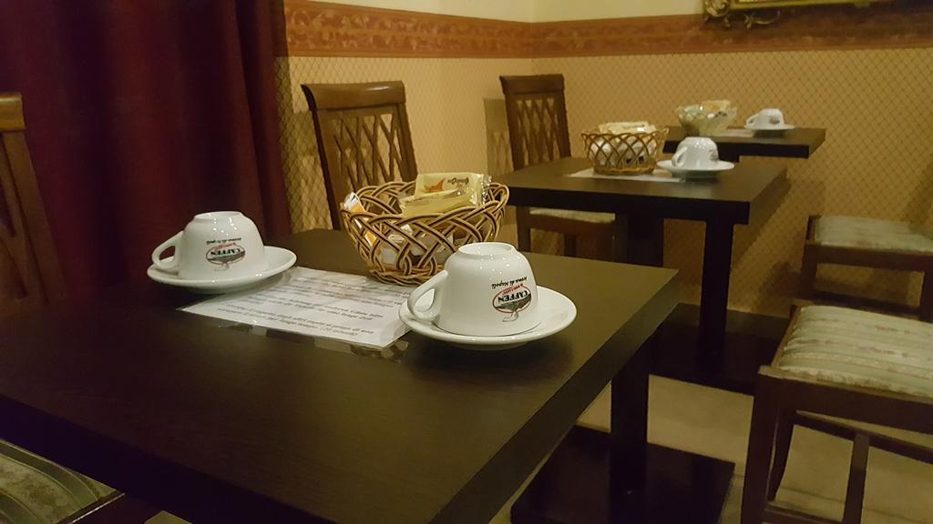 Bed & Breakfast Napoli Centrale Zewnętrze zdjęcie