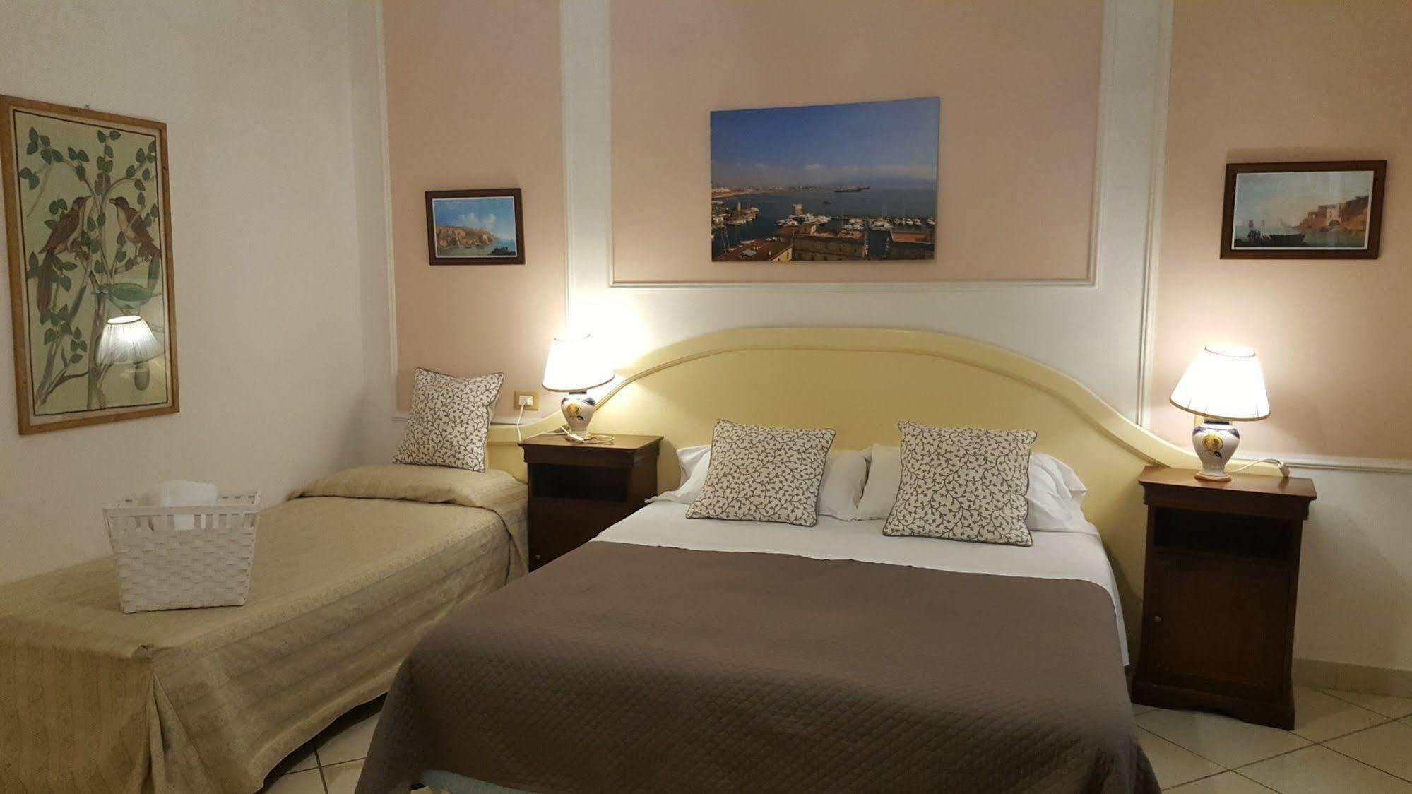 Bed & Breakfast Napoli Centrale Zewnętrze zdjęcie