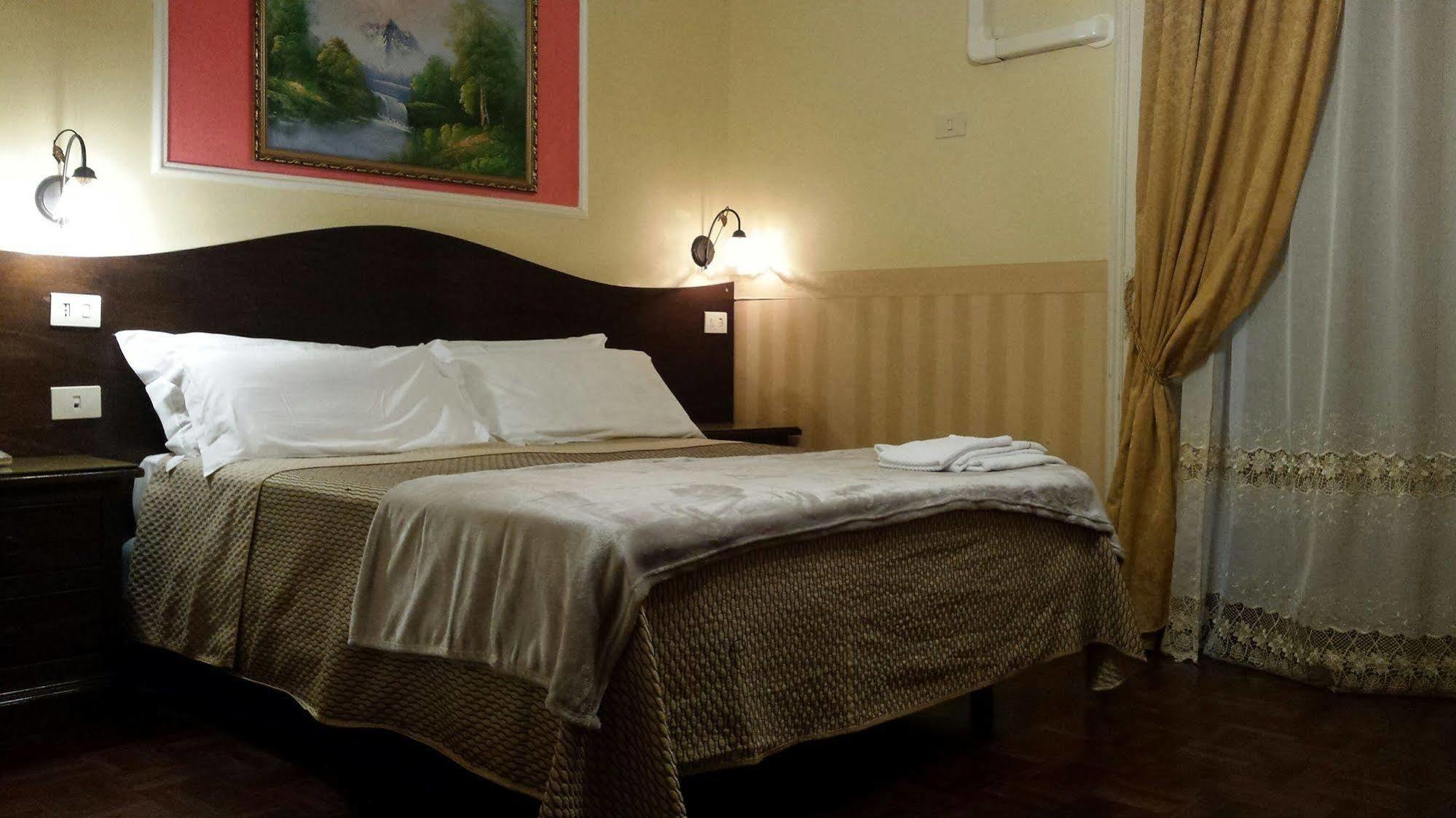 Bed & Breakfast Napoli Centrale Zewnętrze zdjęcie