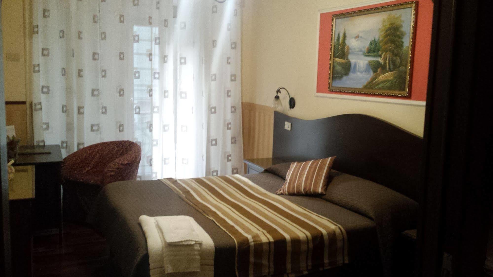 Bed & Breakfast Napoli Centrale Zewnętrze zdjęcie